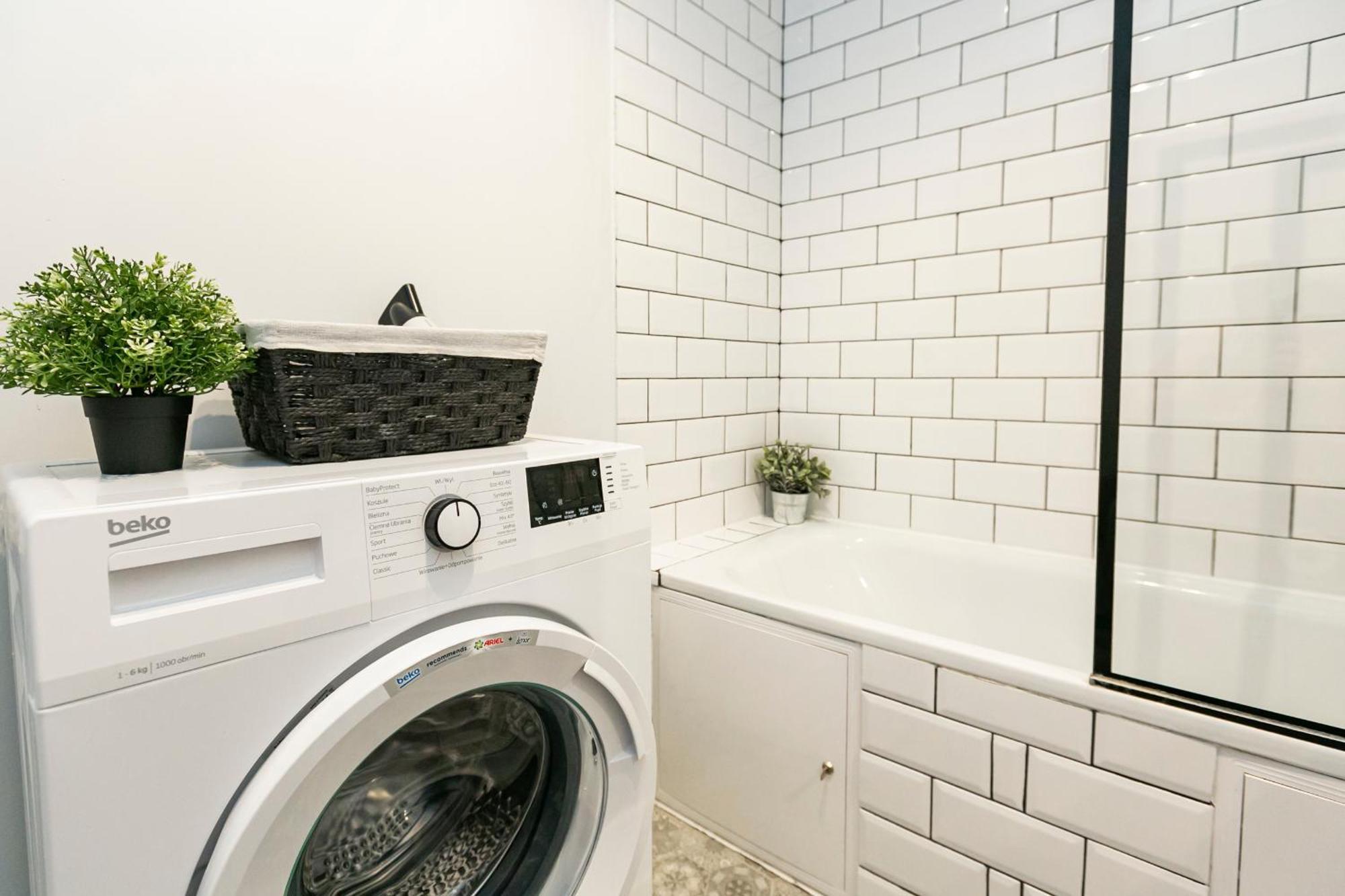 Nowogrodzka 78 - Apartament Dla 4 Osob - 200M Od Szpitala Klinicznego Na Lindleya - 1Km Do Dworca Centralnego - Wifi - Smart Tv 45 Cali Varsovie Extérieur photo