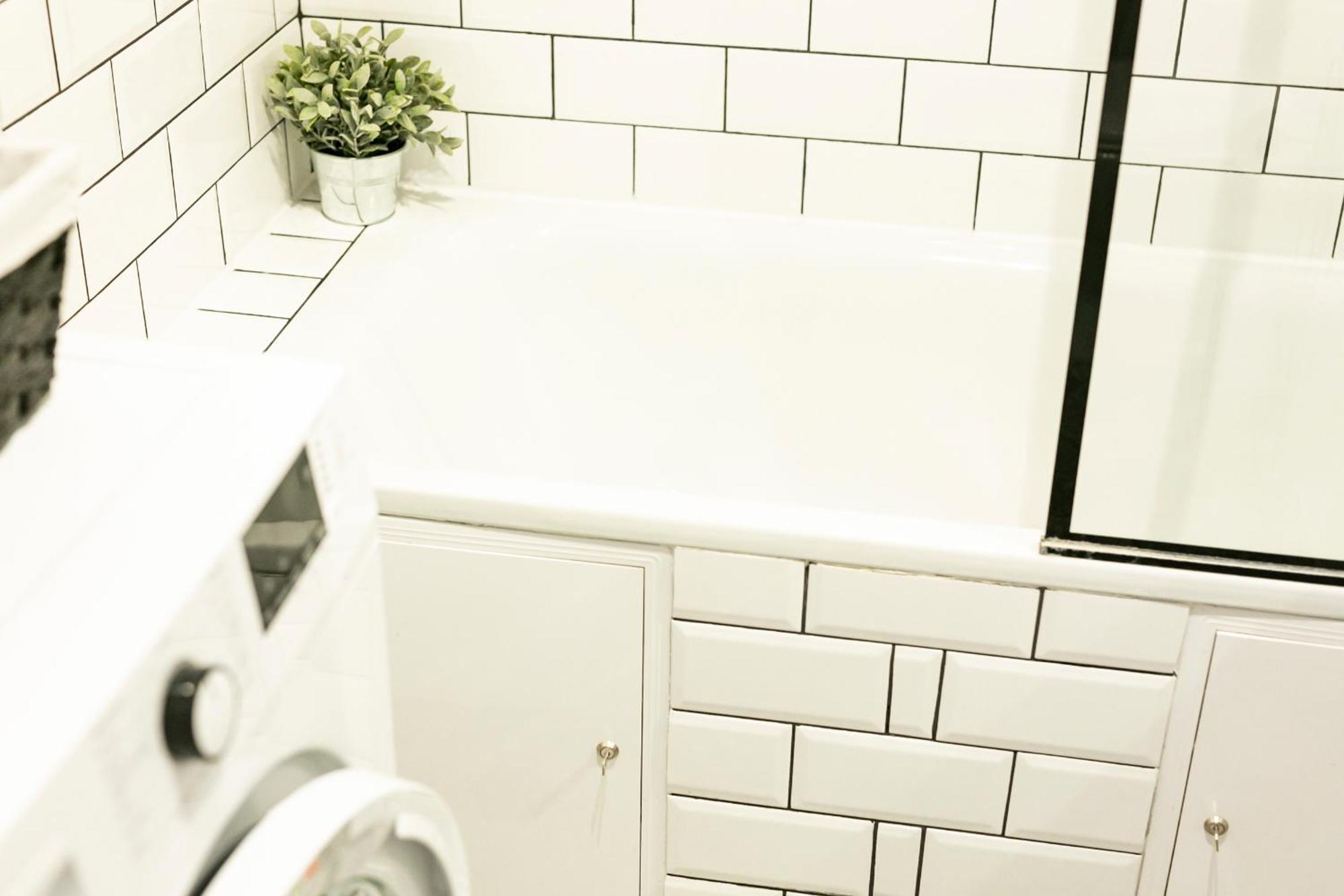 Nowogrodzka 78 - Apartament Dla 4 Osob - 200M Od Szpitala Klinicznego Na Lindleya - 1Km Do Dworca Centralnego - Wifi - Smart Tv 45 Cali Varsovie Extérieur photo